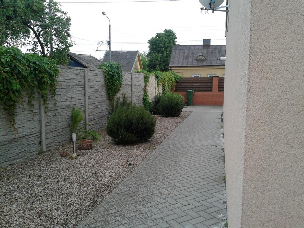 Apartments Near Old Town With Private Parking カウナス エクステリア 写真