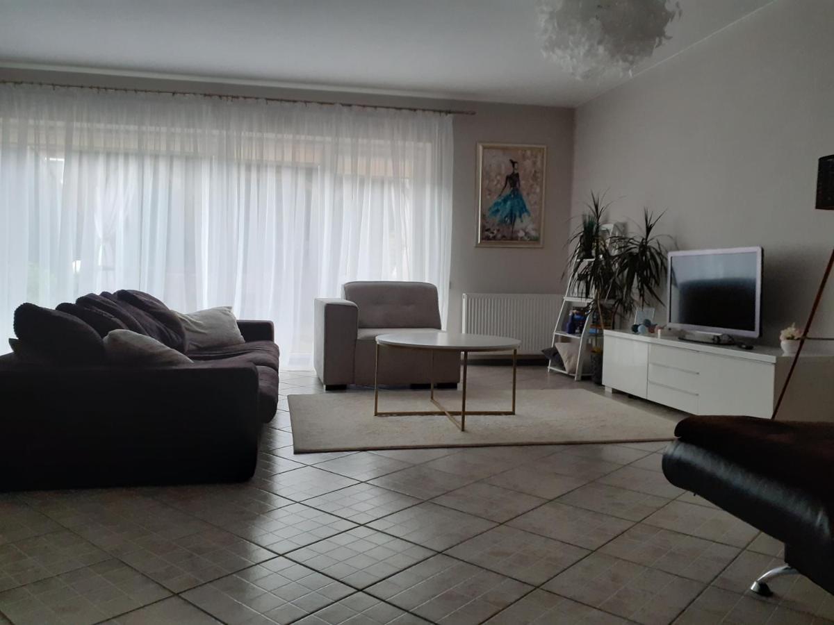 Apartments Near Old Town With Private Parking カウナス エクステリア 写真
