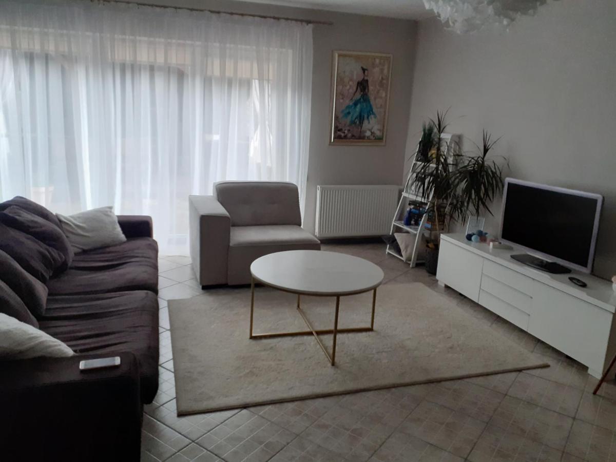 Apartments Near Old Town With Private Parking カウナス エクステリア 写真